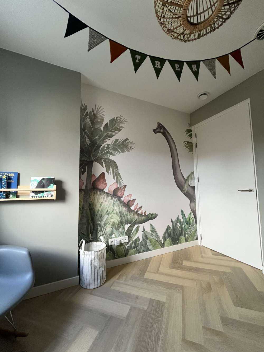 Dinosaurios en la selva