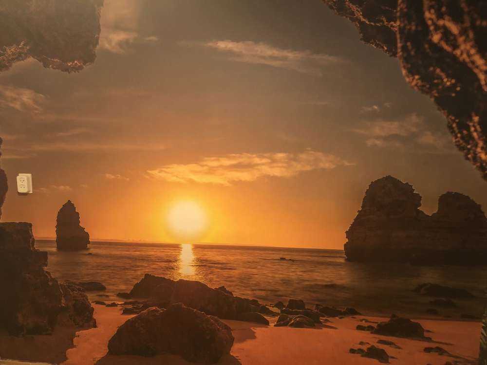 Amanecer desde una cueva
