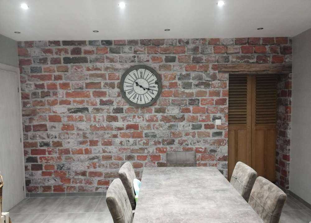 Pared de ladrillos restaurada