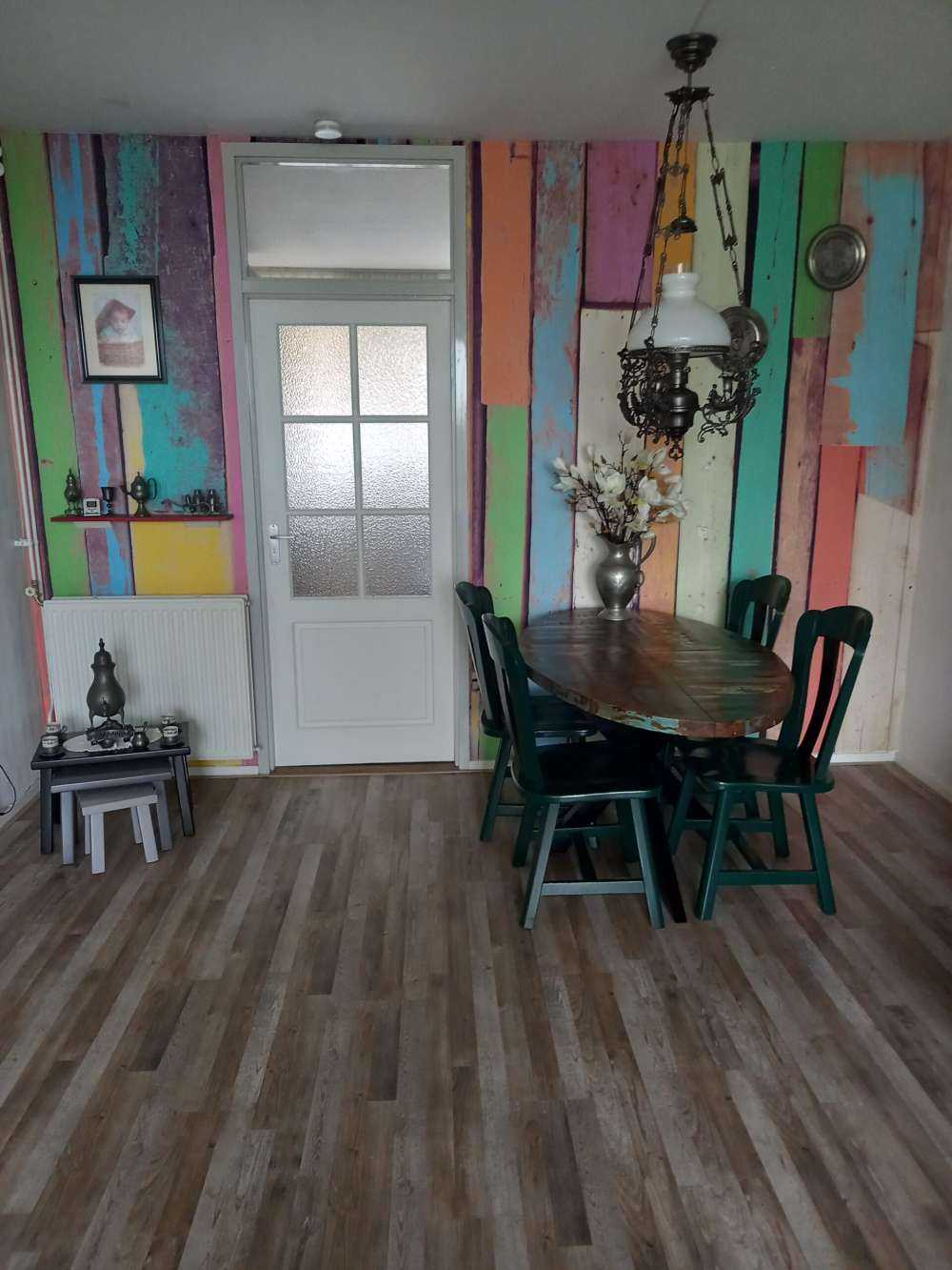Trozos de madera de colores