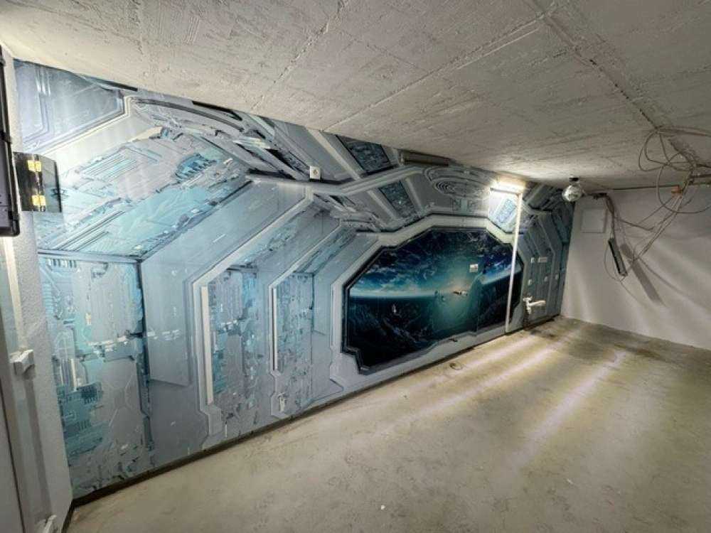 Nave espacial con vistas a un planeta
