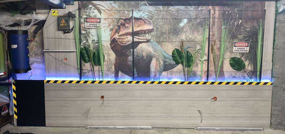 Acrocanthosaurus en el bosque