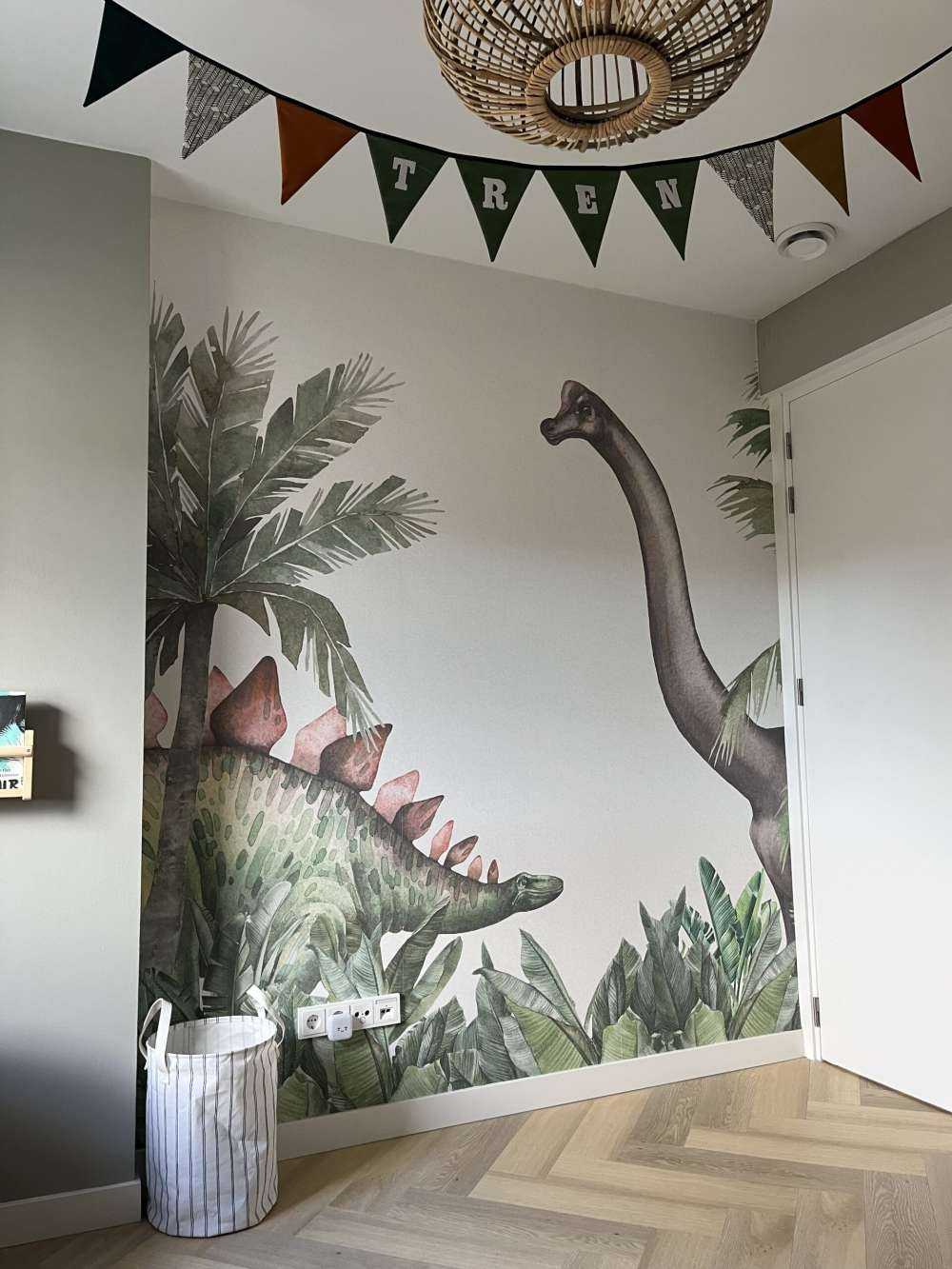 Dinosaurios en la selva