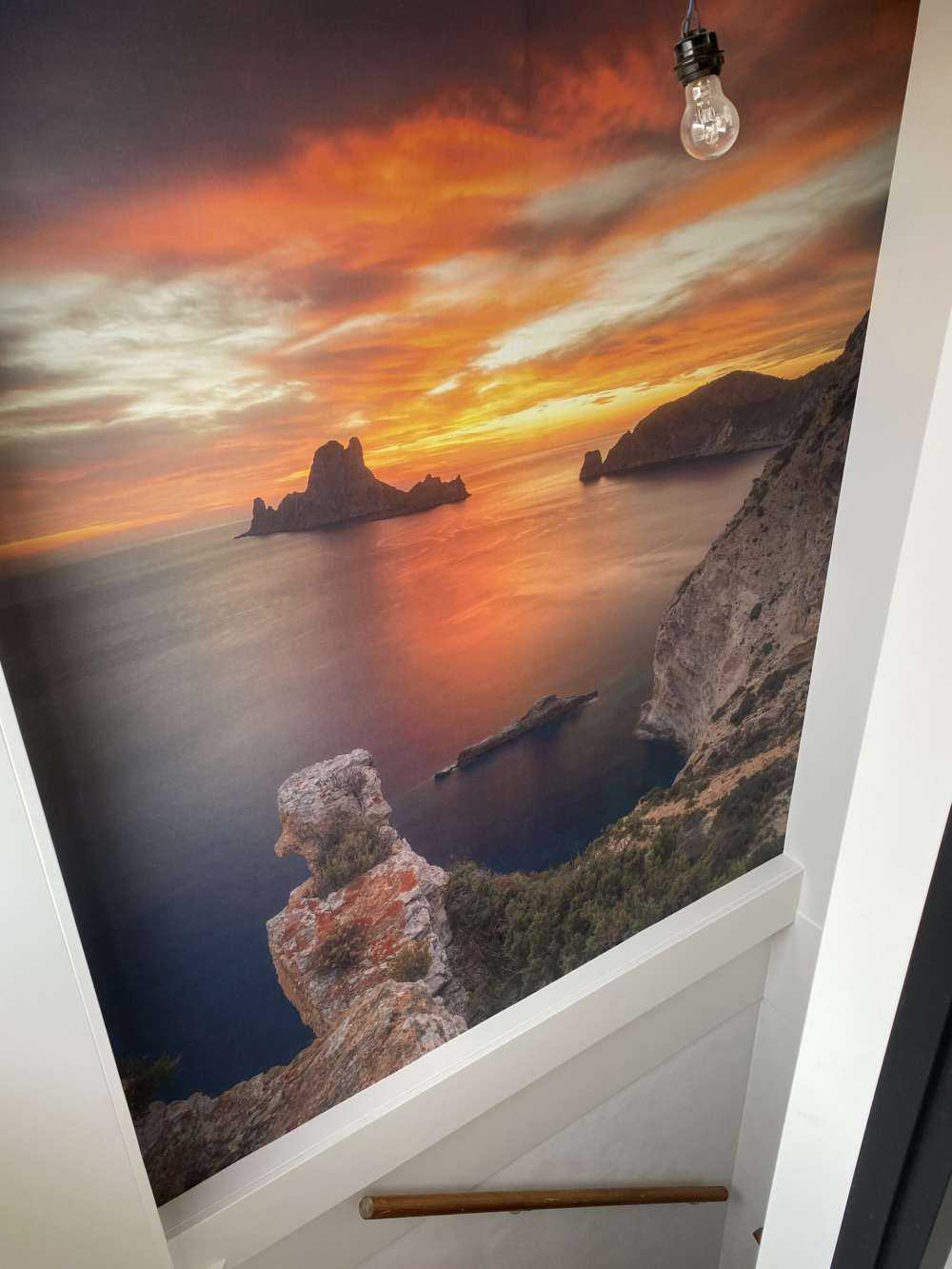 Amanecer desde una cueva