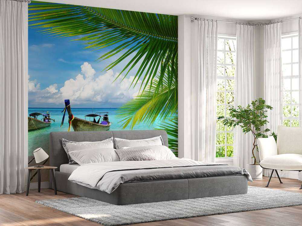 Barco y una palmera
