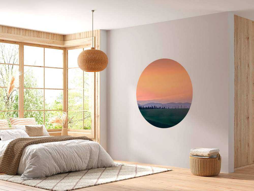 Paisaje italiano con cielo naranja