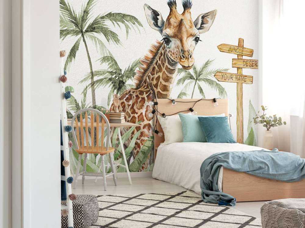 Jirafa bebé en la jungla