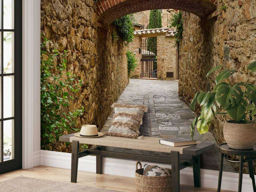 Arco con flores rojas