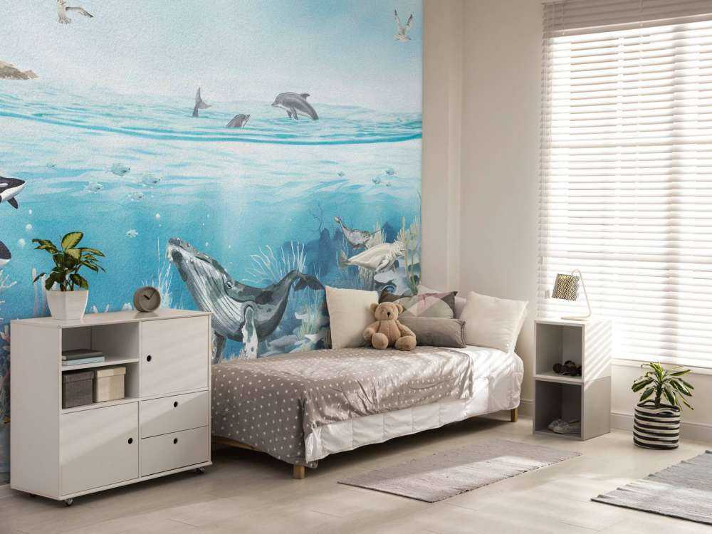 Paisaje Oceánico con Animales en Color