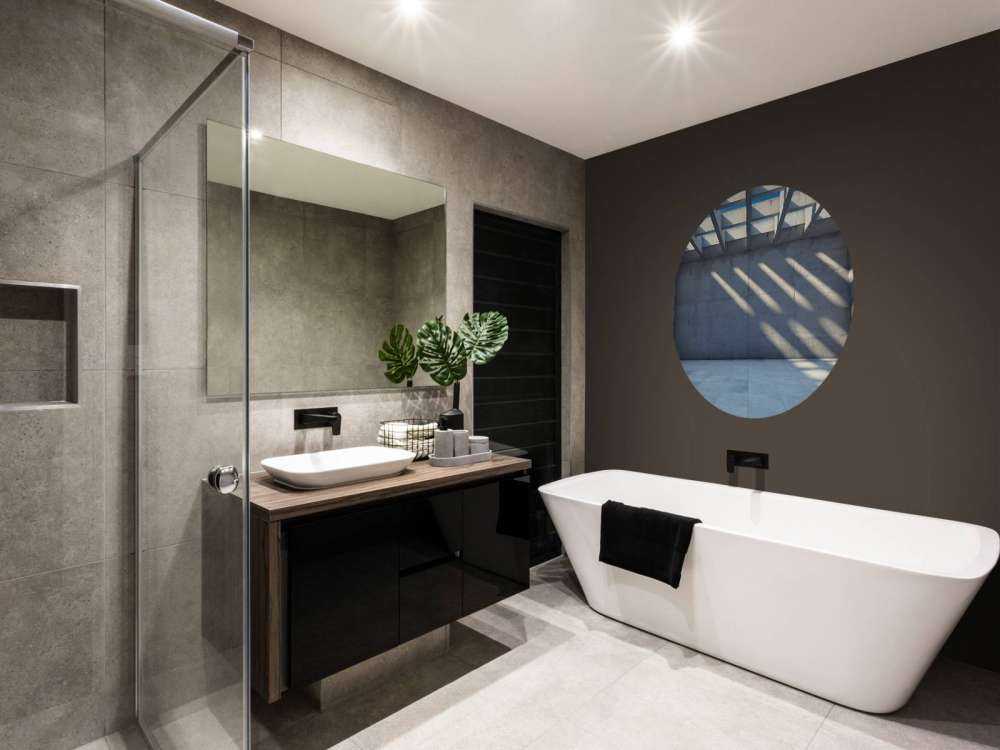 Habitación vacía con techo abierto