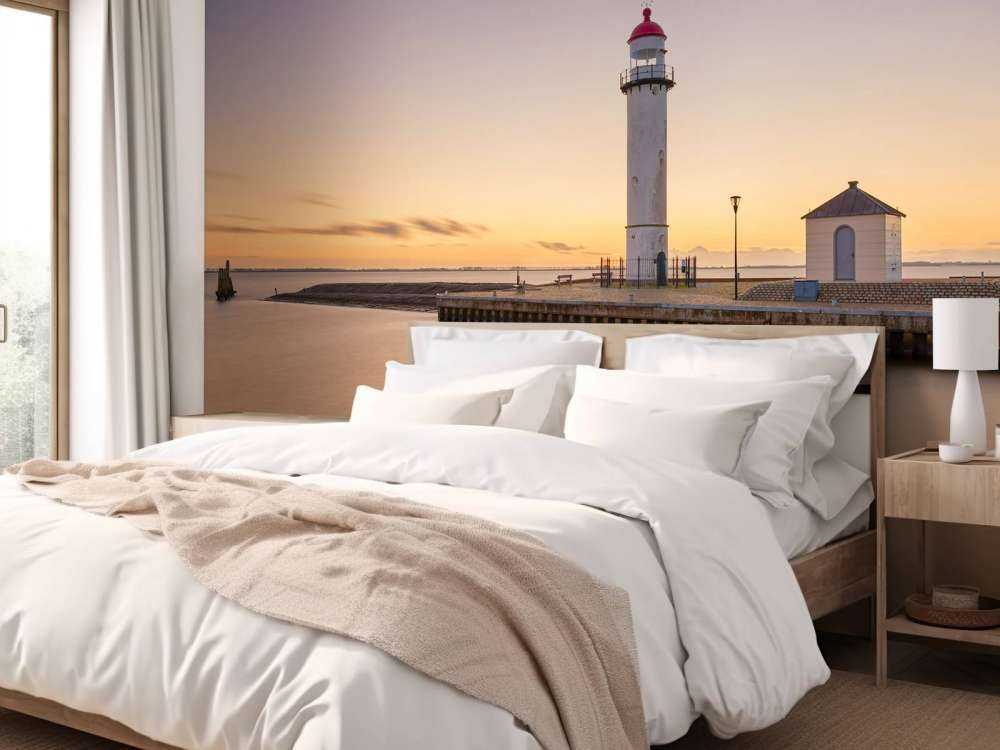 Faro al atardecer
