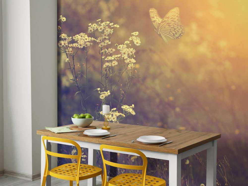 Mariposa con flores
