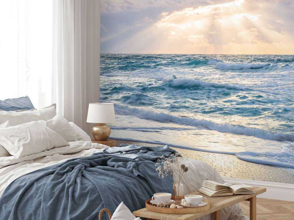 Rayos de sol junto al mar