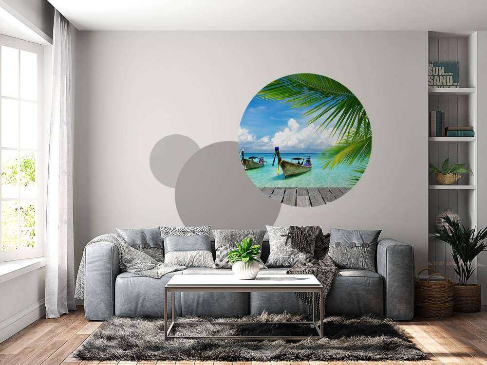 Barco y una palmera