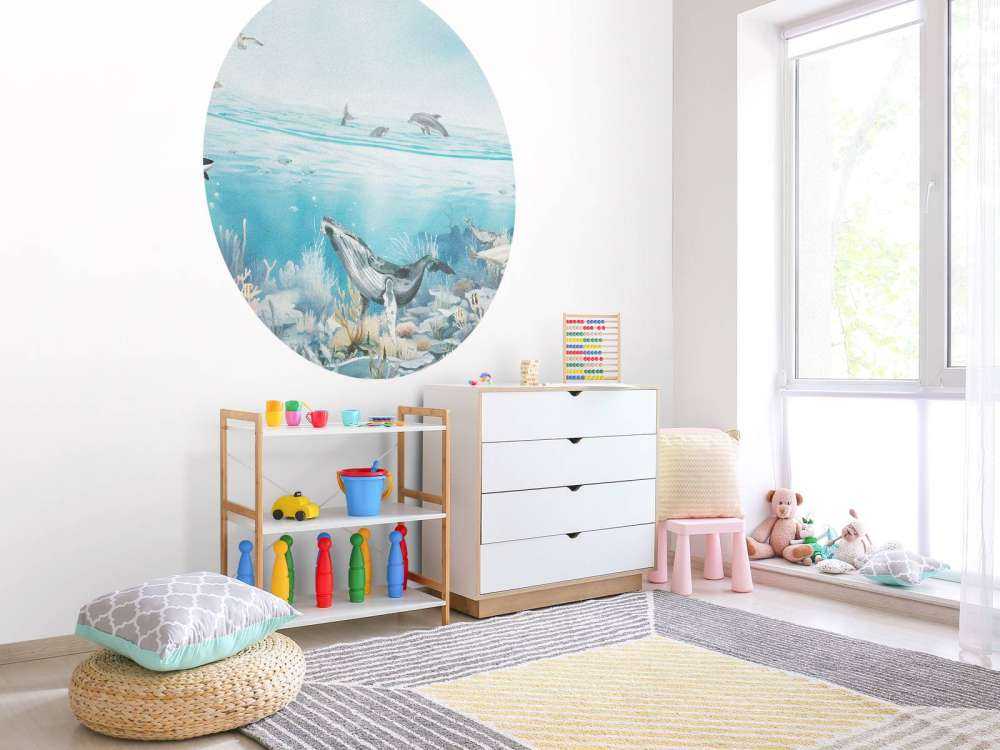 Paisaje Oceánico con Animales en Color