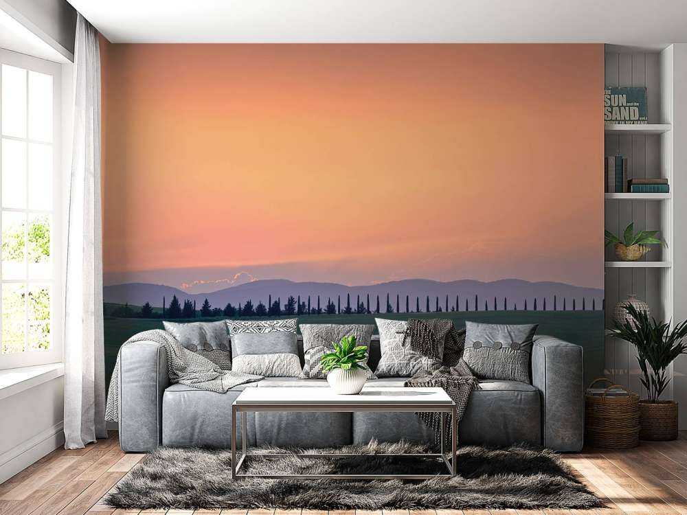 Paisaje italiano con cielo naranja