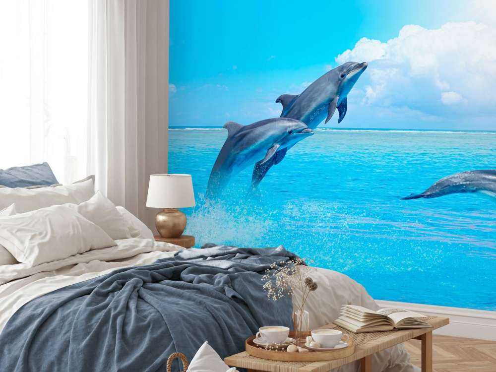 Delfines en el océano
