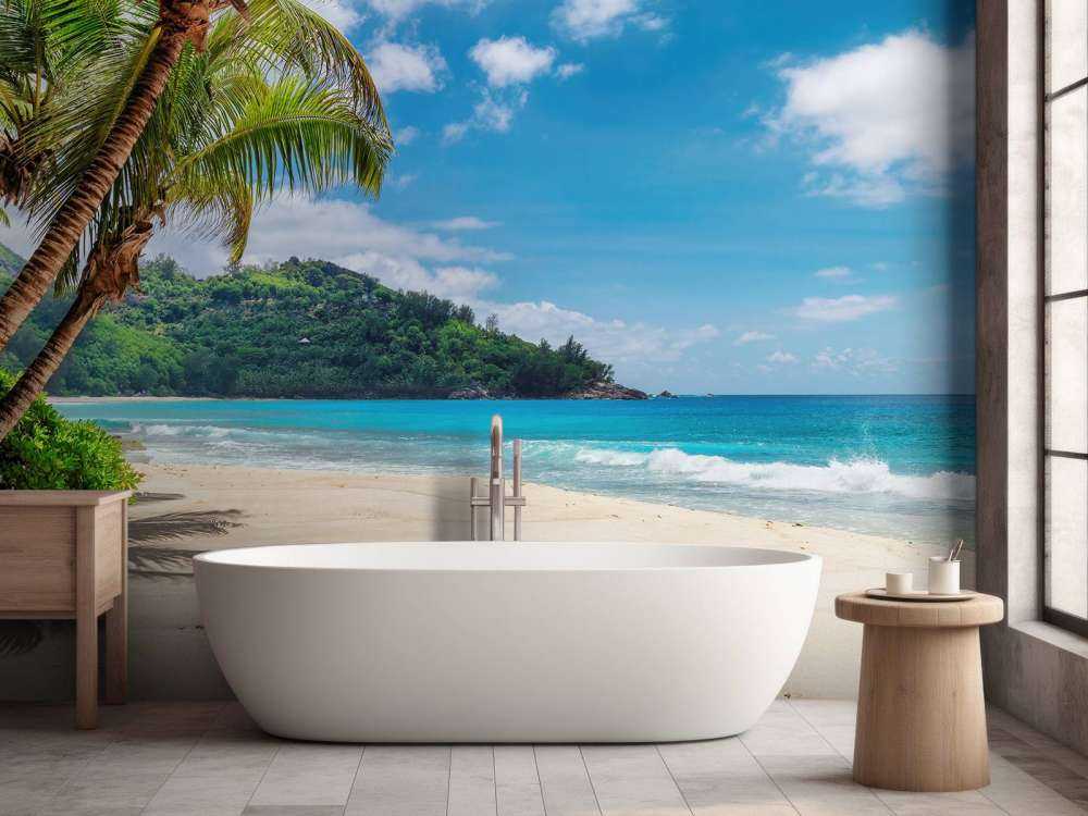 Hermosa playa con palmeras