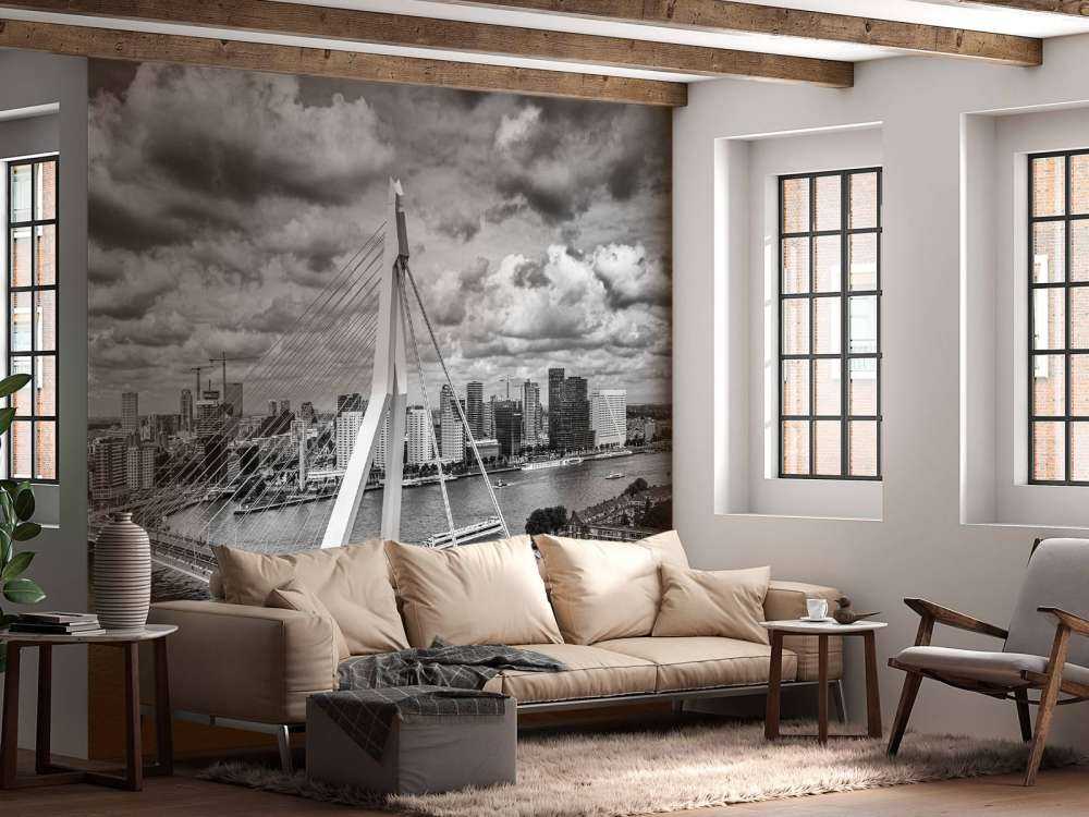 El centro de Rotterdam desde una gran altura en blanco y negro 