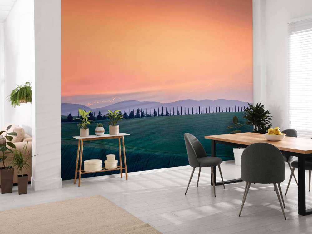 Paisaje italiano con cielo naranja