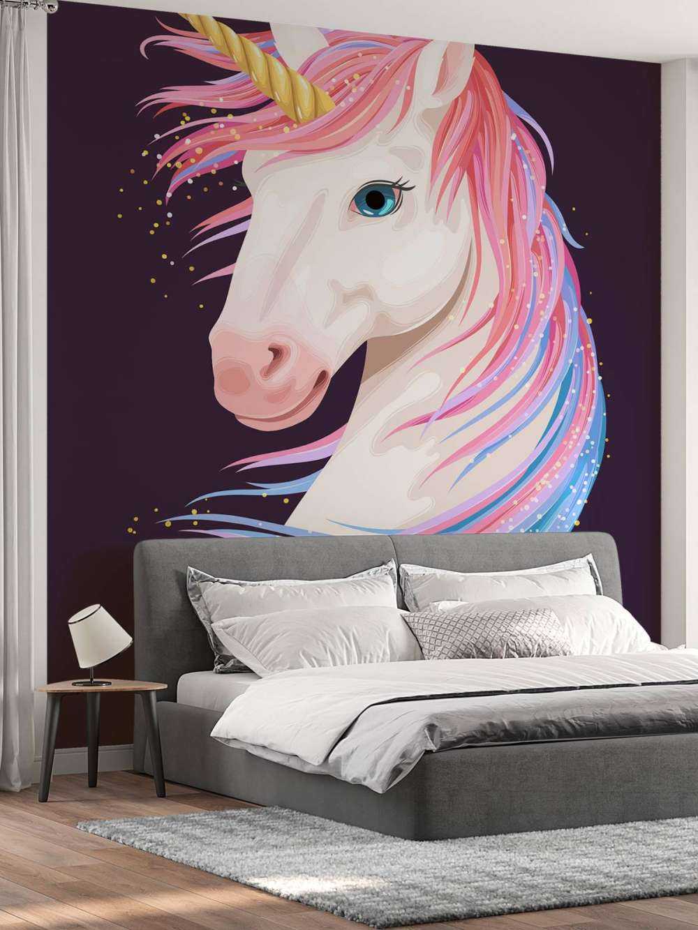 Unicornio con melena de colores