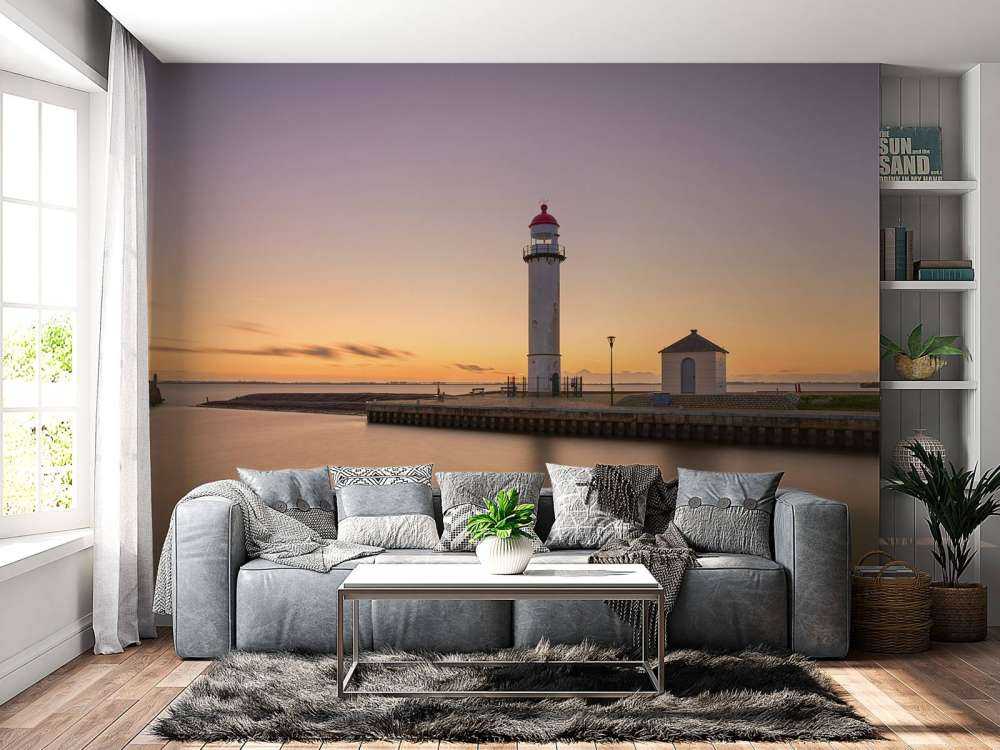 Faro al atardecer