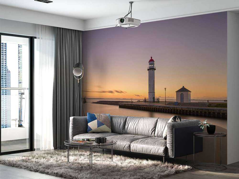 Faro al atardecer