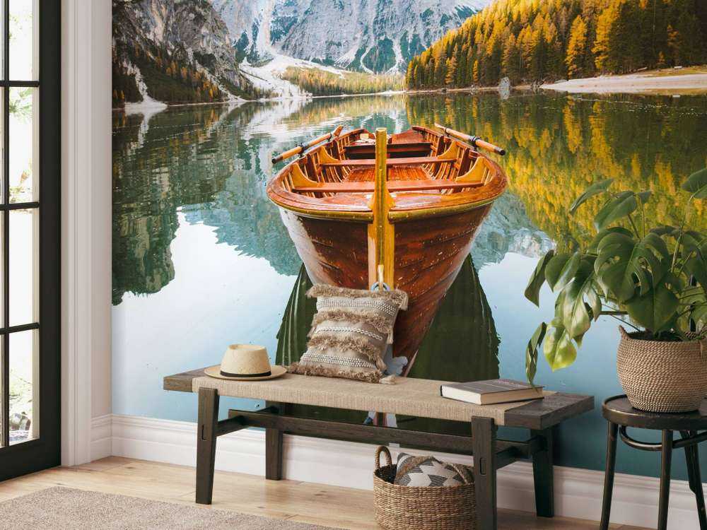 Barco de remos en el lago