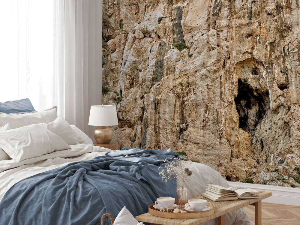 Cueva en una roca