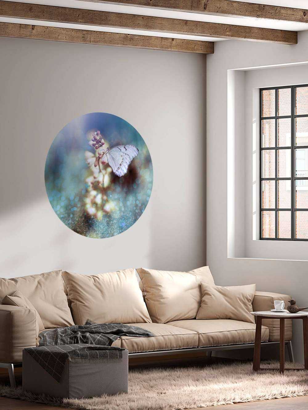 Mariposa en flor