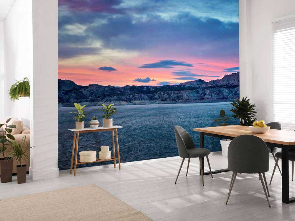 Lago con puesta de sol