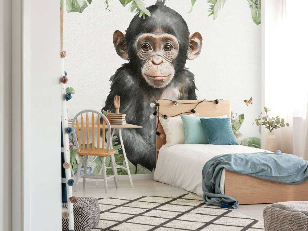 Chimpancé bebé en la selva
