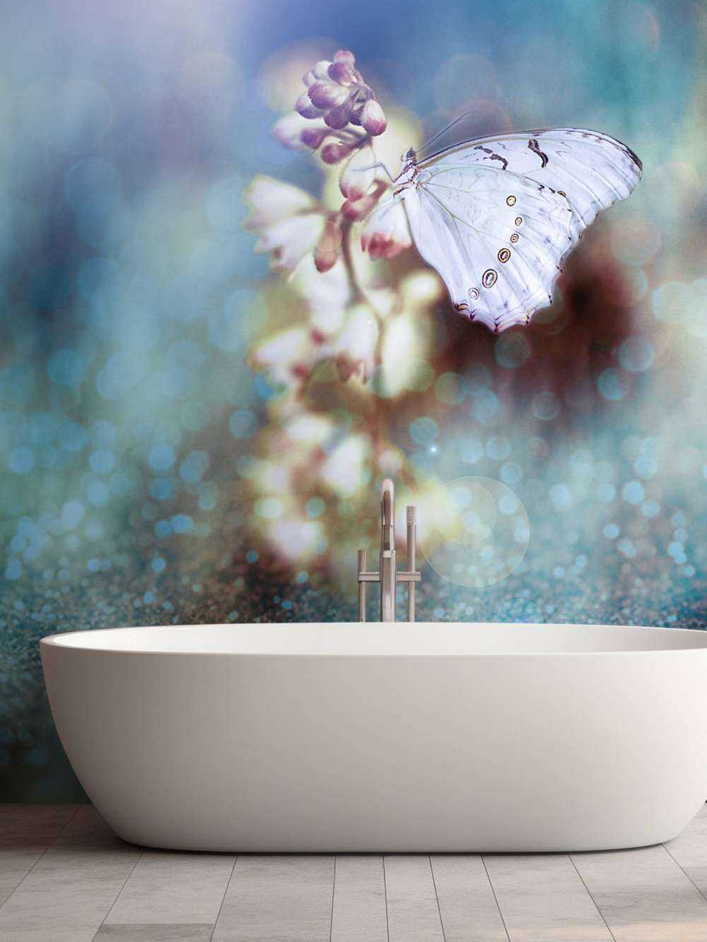 Mariposa en flor