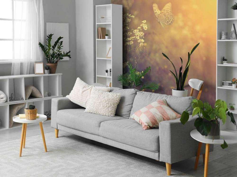 Mariposa con flores