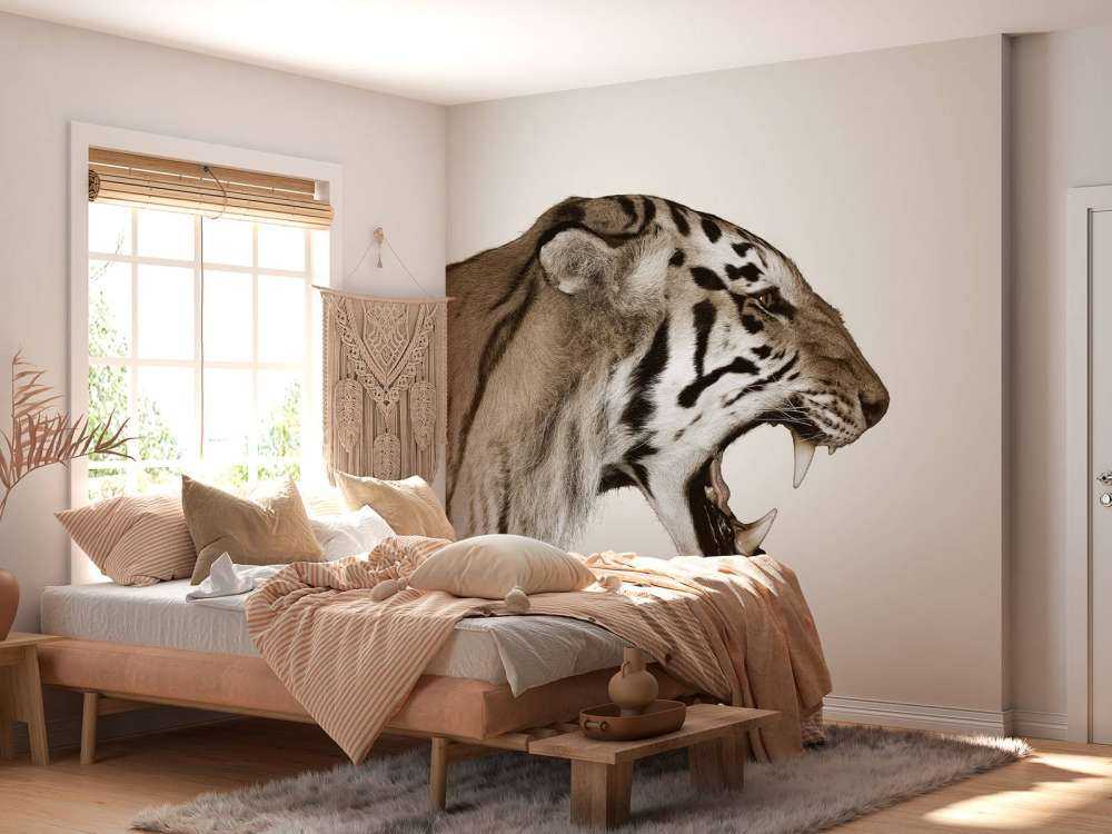 Tigre rugiente blanco hueso