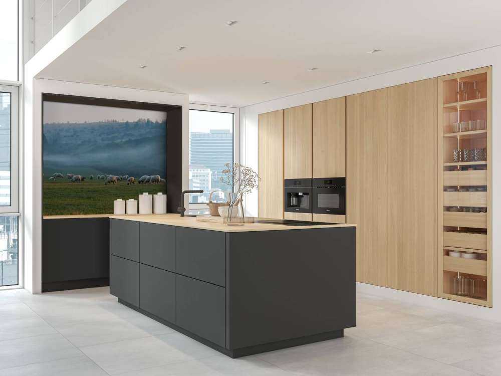 Rebaño de ovejas con paisaje de niebla