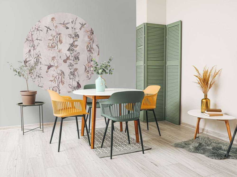 Flores de pradera y jardín amarillo claro