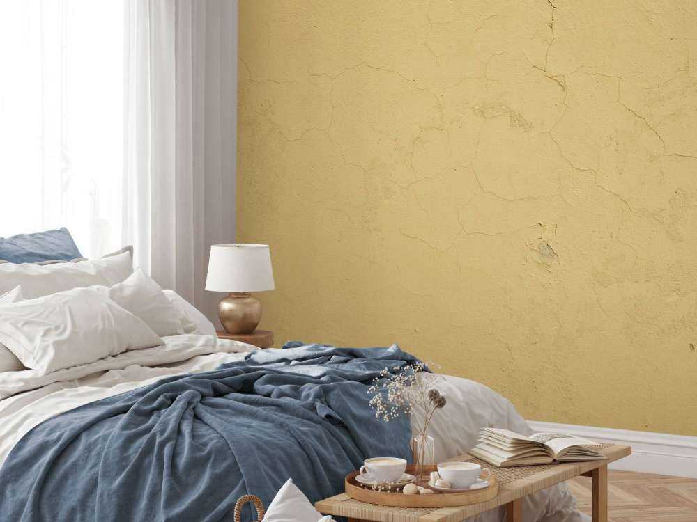 Pared con pintura agrietada