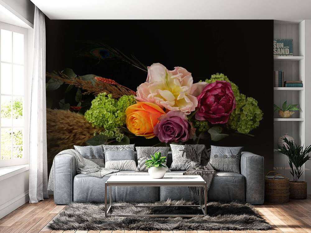 Guirnalda de flores con plumas