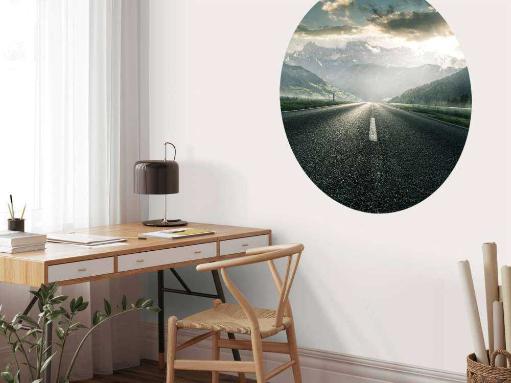 Carretera en paisaje de montaña