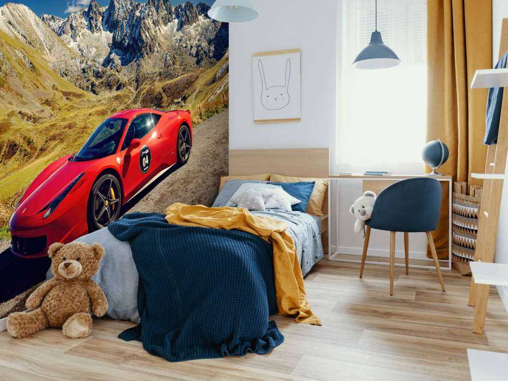 Ferrari 458 con las cumbres alpinas