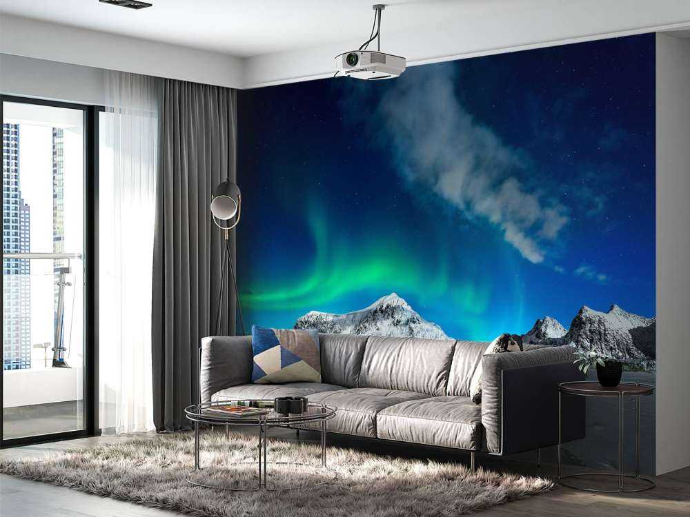 Aurora boreal sobre las montañas