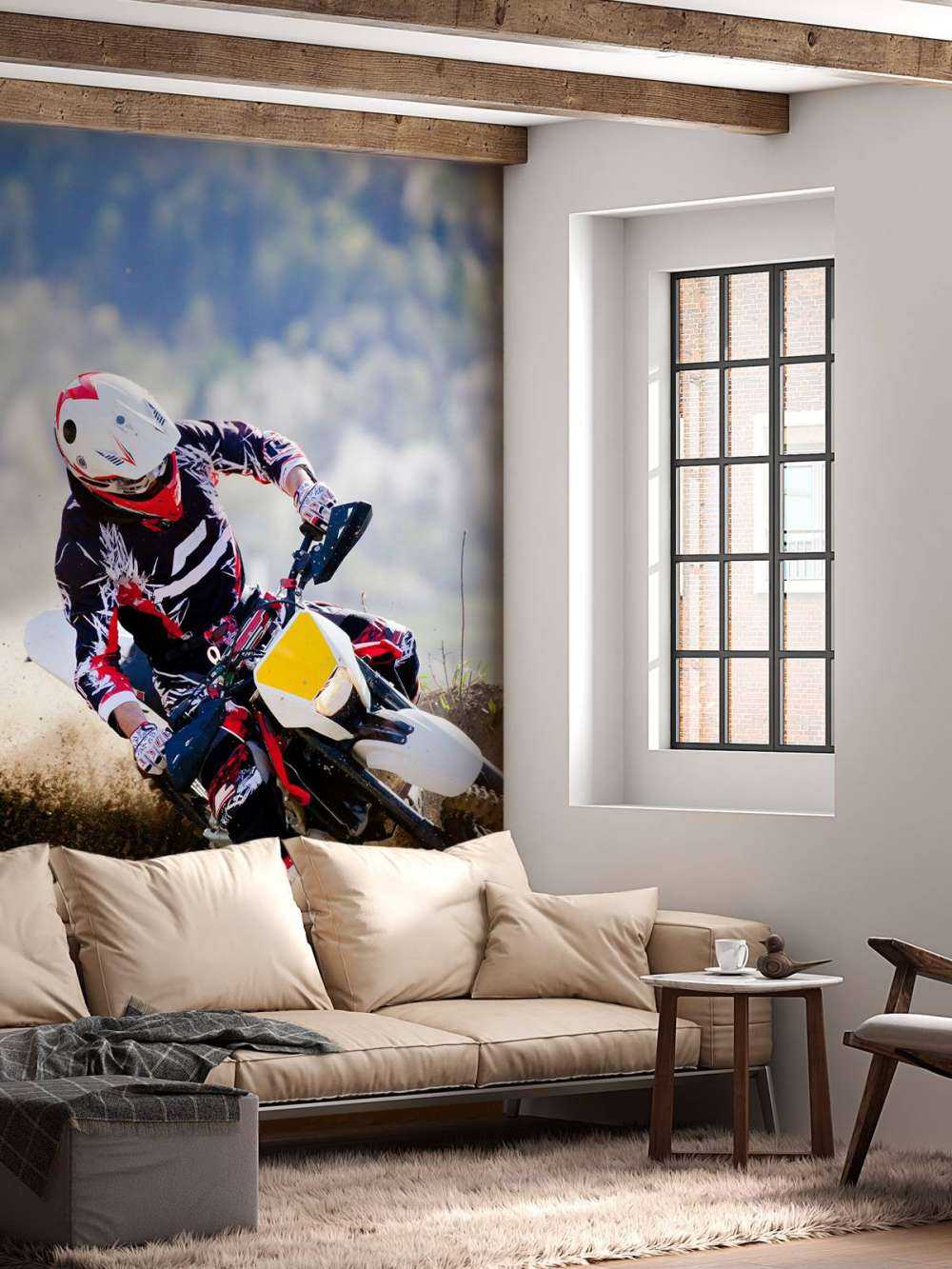 Moto de motocross en la curva